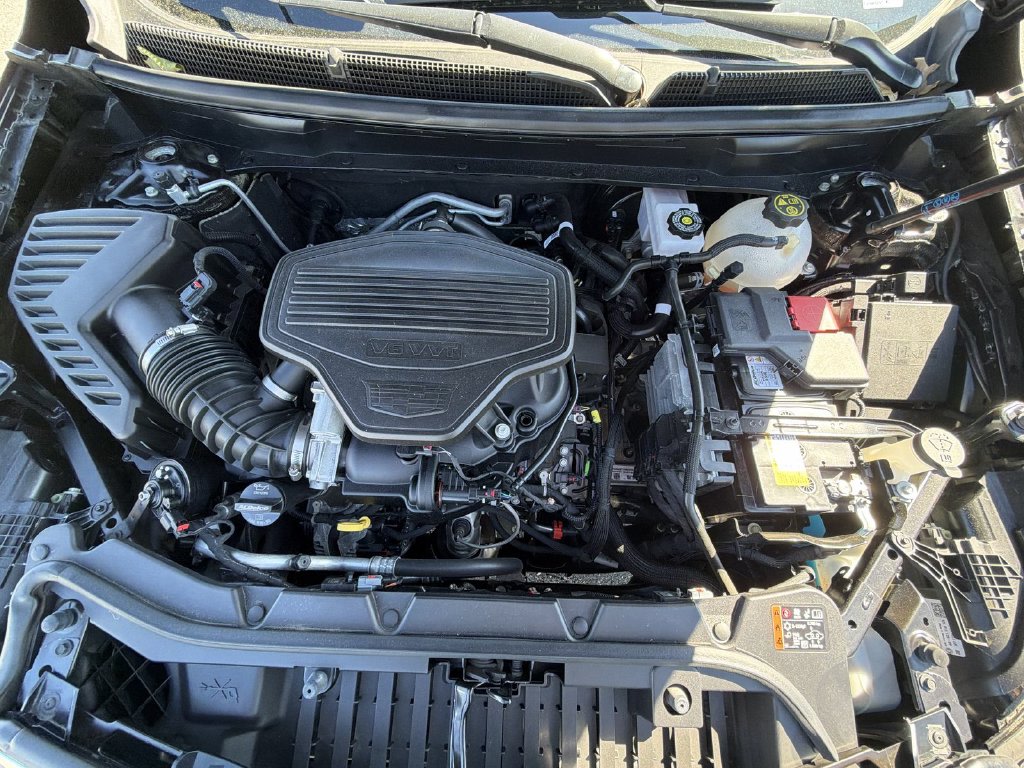 Thumbnail: 2024 Cadillac XT5 - 8