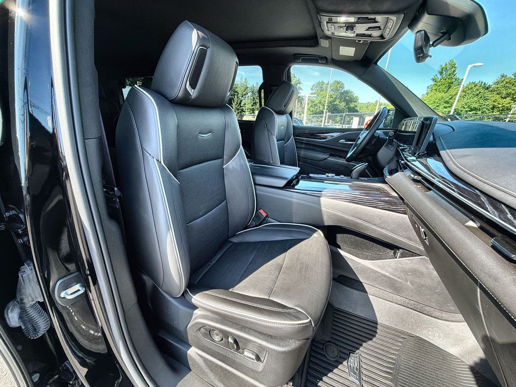 Thumbnail: 2021 Cadillac Escalade - 27
