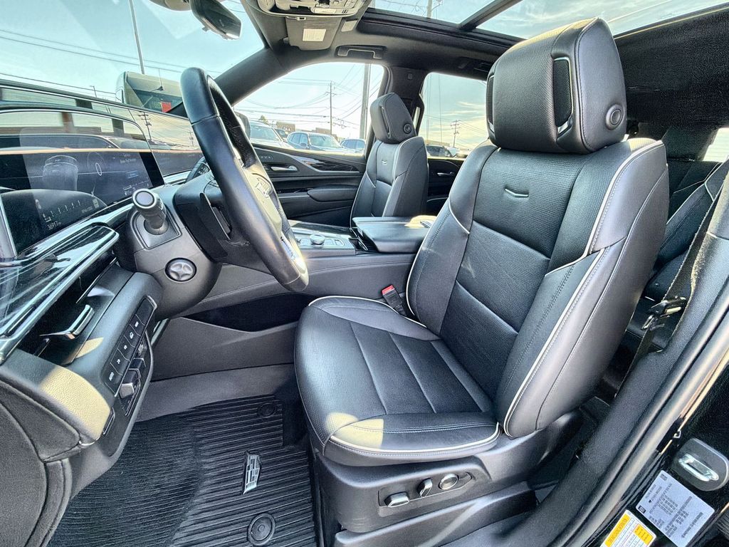 Thumbnail: 2021 Cadillac Escalade - 12