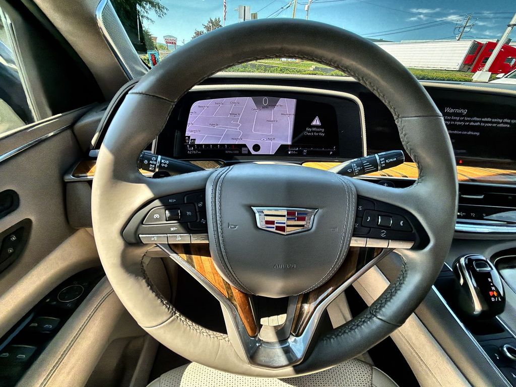 Thumbnail: 2023 Cadillac Escalade - 10