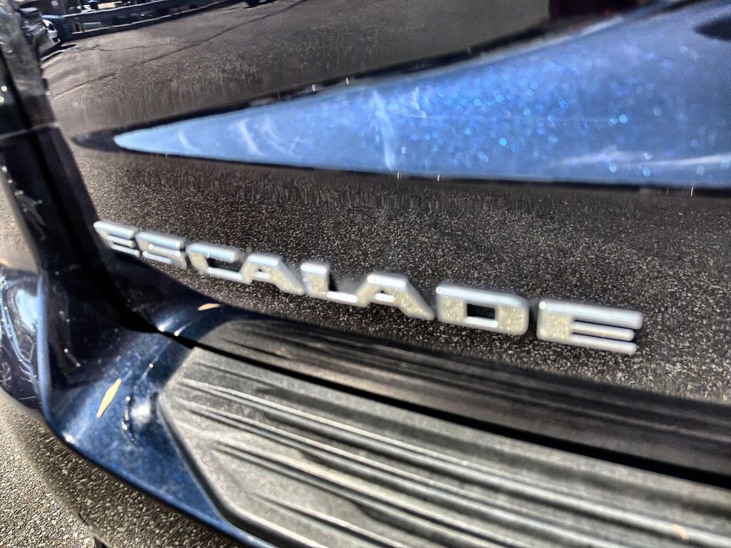 Thumbnail: 2023 Cadillac Escalade - 7
