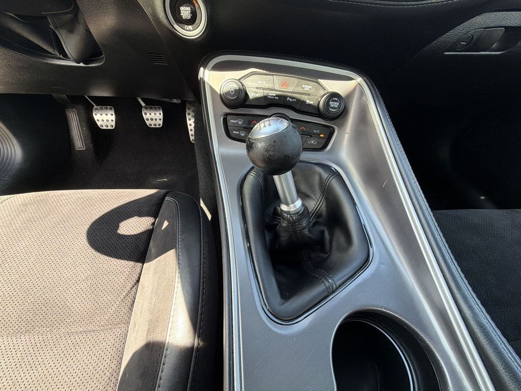 Thumbnail: 2020 Dodge Challenger - 15