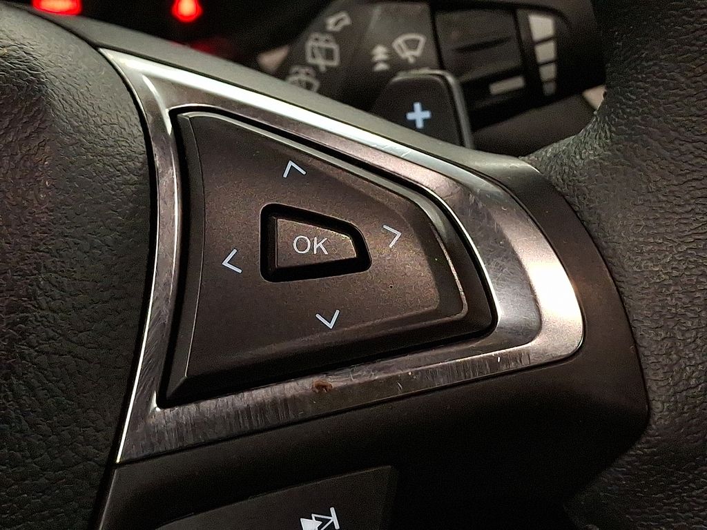 Thumbnail: 2020 Ford Edge - 23