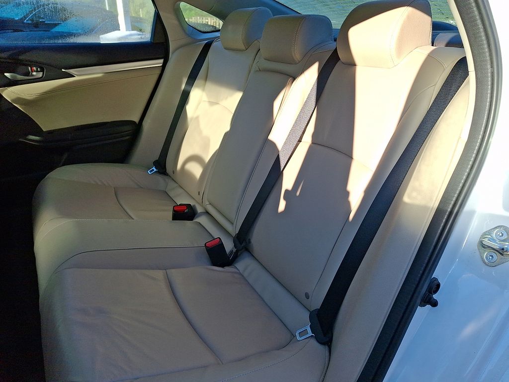 Thumbnail: 2016 Honda Civic - 7