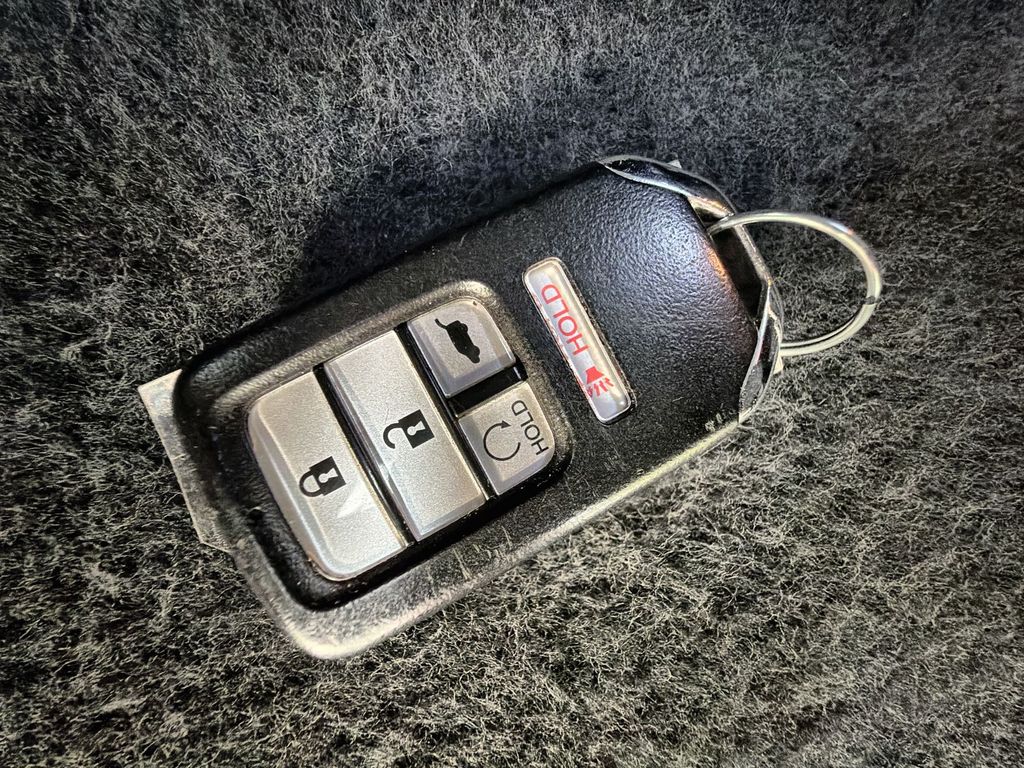 Thumbnail: 2019 Honda CR-V - 18