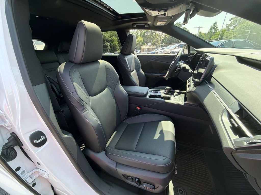 Thumbnail: 2023 Lexus RX - 28