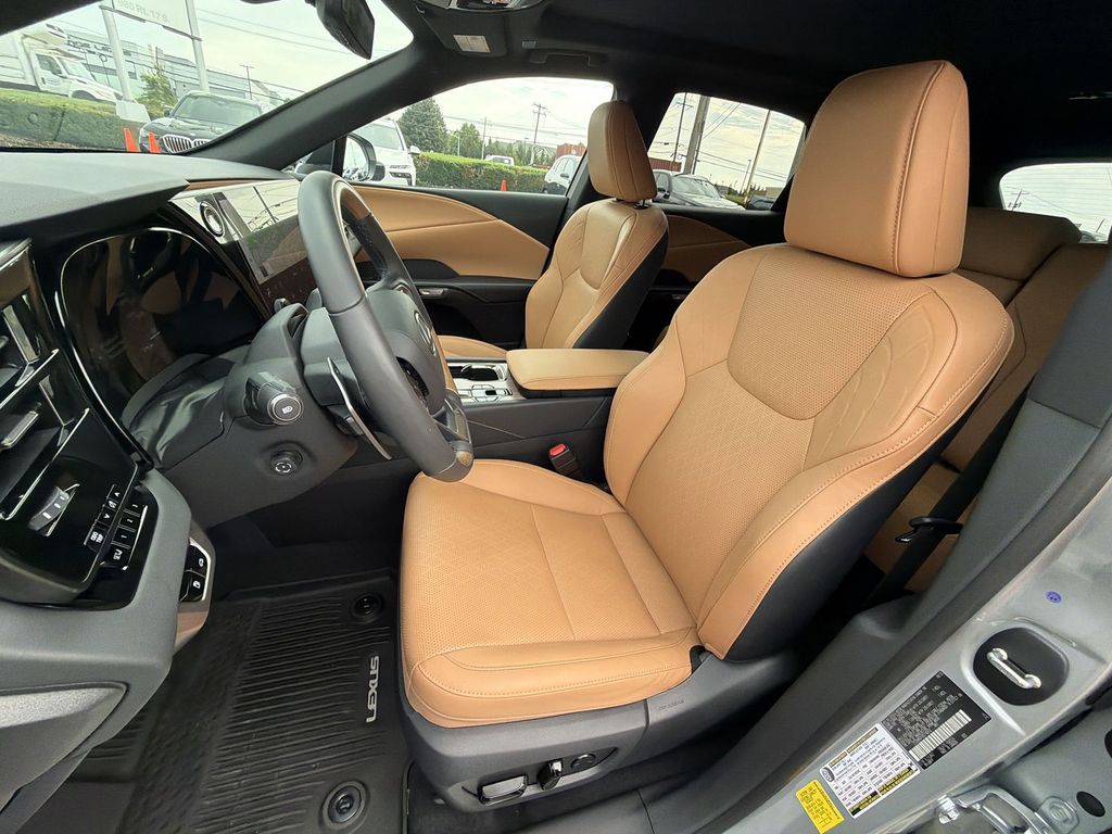 Thumbnail: 2025 Lexus RX - 12