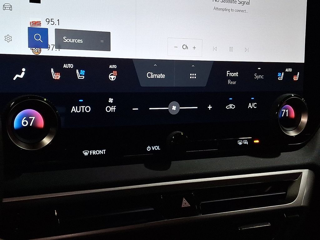 Thumbnail: 2023 Lexus RX - 9