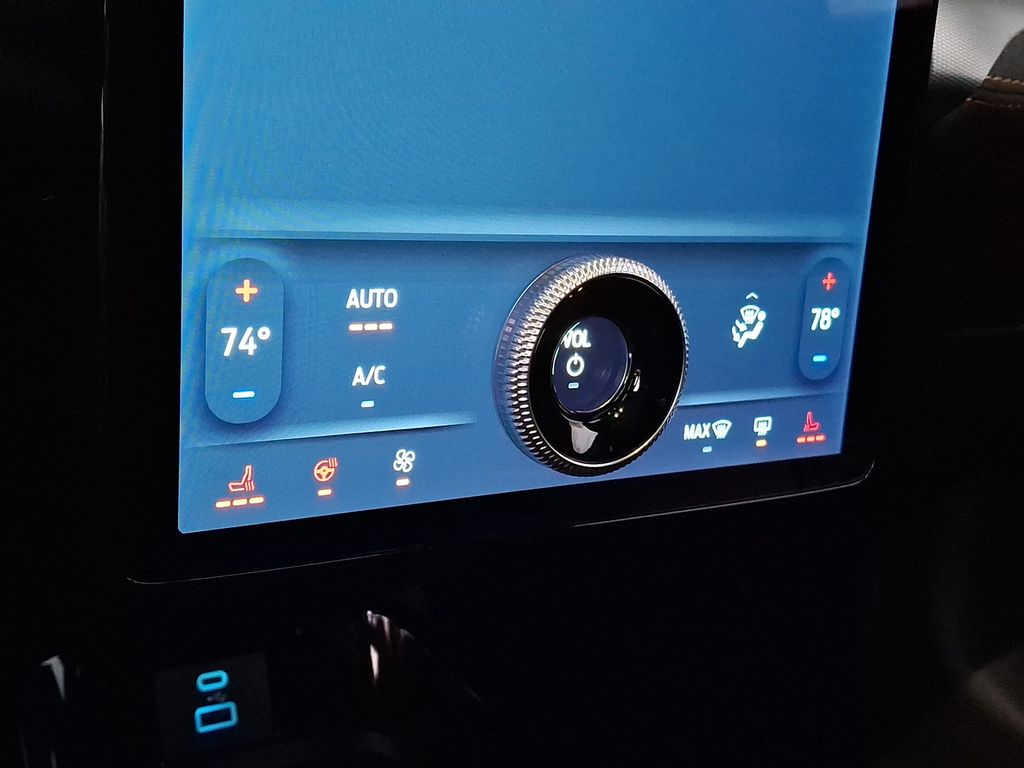 Thumbnail: 2022 Ford Mustang Mach-E - 9