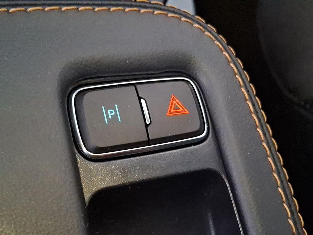 Thumbnail: 2022 Ford Mustang Mach-E - 24