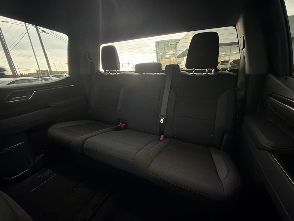Thumbnail: 2025 Chevrolet Silverado 1500 - 13