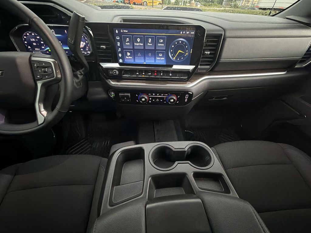 Thumbnail: 2025 Chevrolet Silverado 1500 - 14