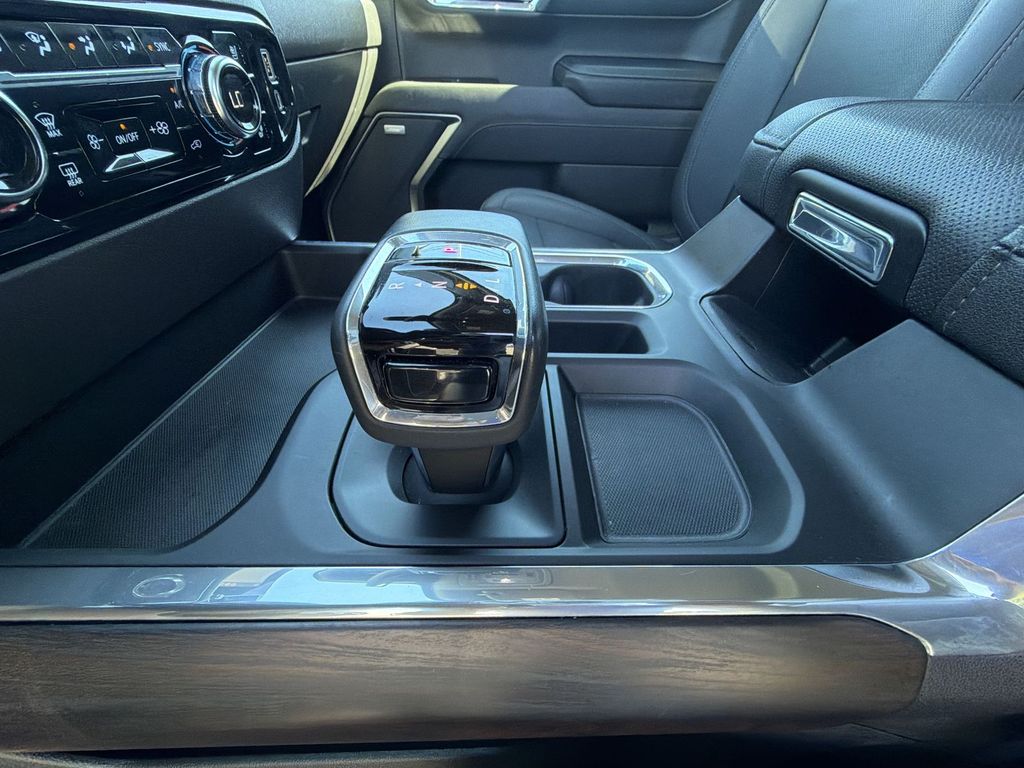 Thumbnail: 2023 GMC Sierra 1500 - 15