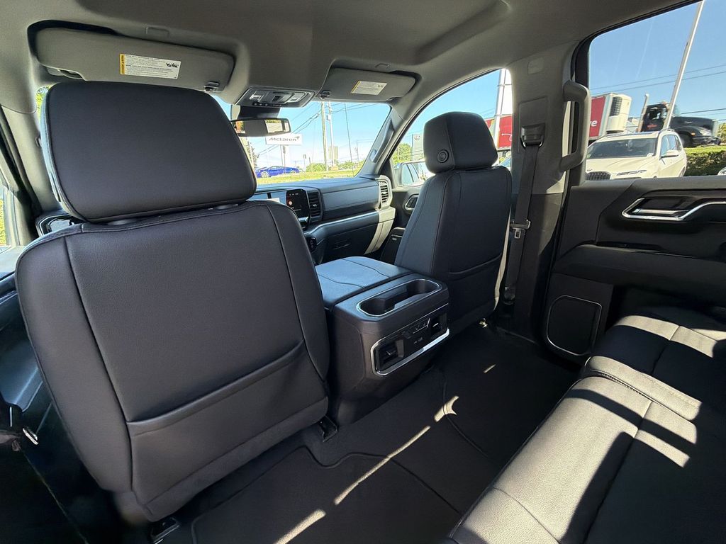 Thumbnail: 2023 GMC Sierra 1500 - 13