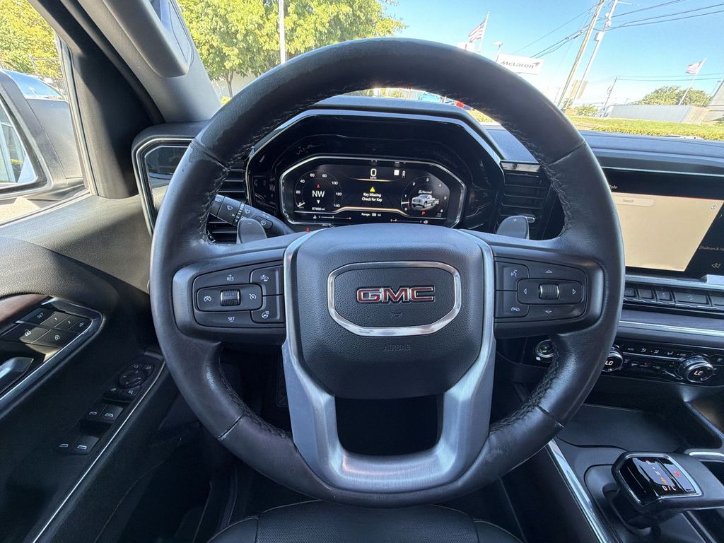 Thumbnail: 2023 GMC Sierra 1500 - 10