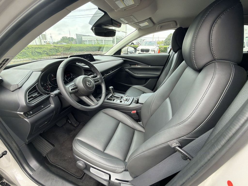 Thumbnail: 2022 Mazda CX-30 - 11
