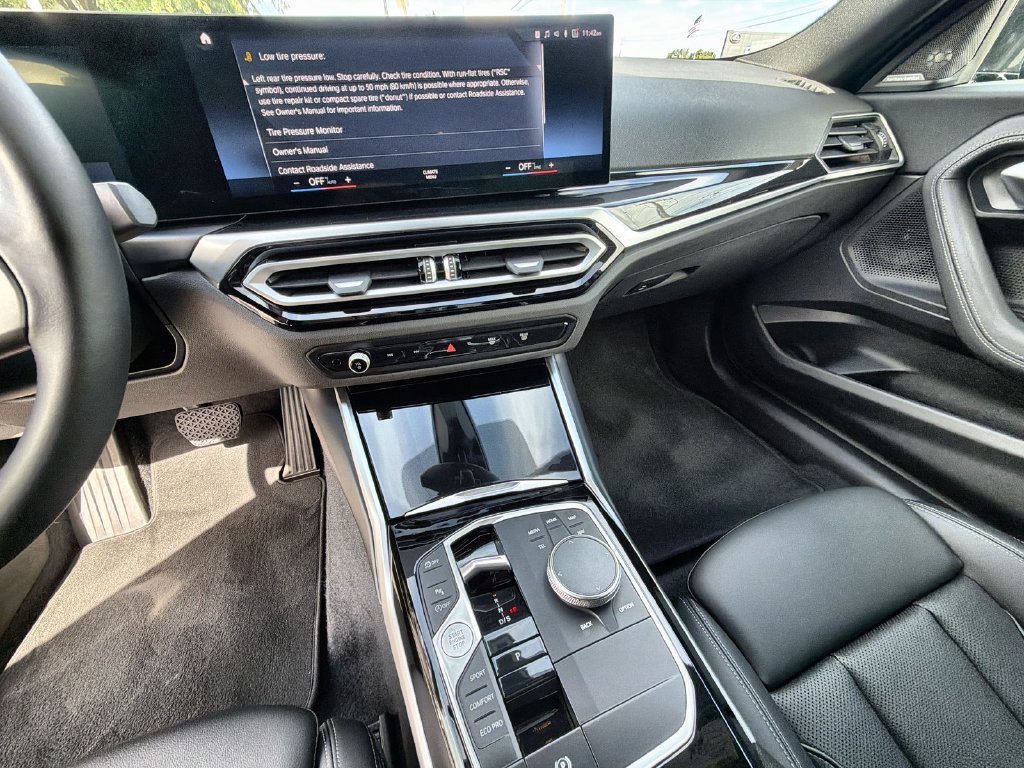 Thumbnail: 2024 BMW 2 Series - 12