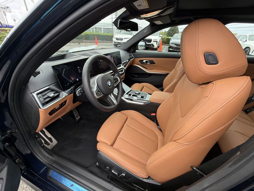 Thumbnail: 2024 BMW 3 Series - 2