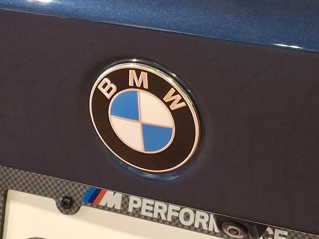 Thumbnail: 2022 BMW 3 Series - 29
