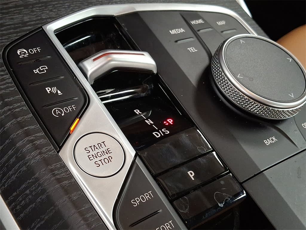 Thumbnail: 2025 BMW 3 Series - 2