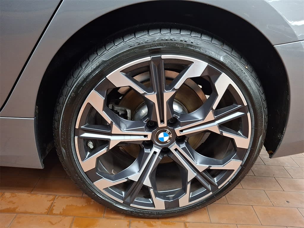 Thumbnail: 2025 BMW 3 Series - 7