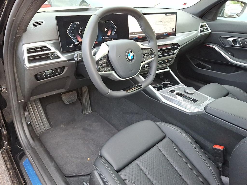 Thumbnail: 2025 BMW 3 Series - 2