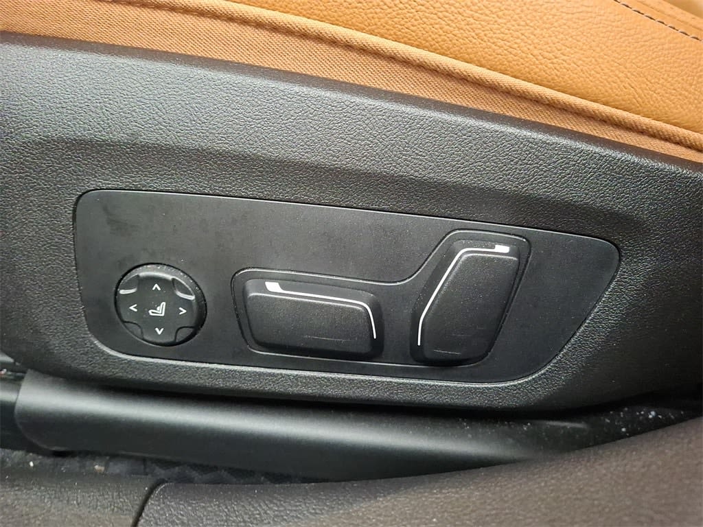 Thumbnail: 2025 BMW 3 Series - 15