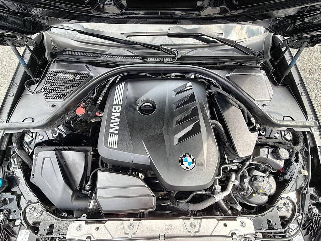 Thumbnail: 2026 BMW 3 Series - 9