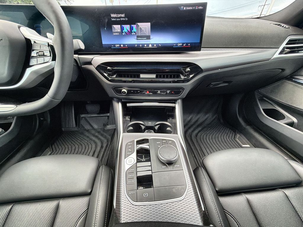 Thumbnail: 2026 BMW 3 Series - 14