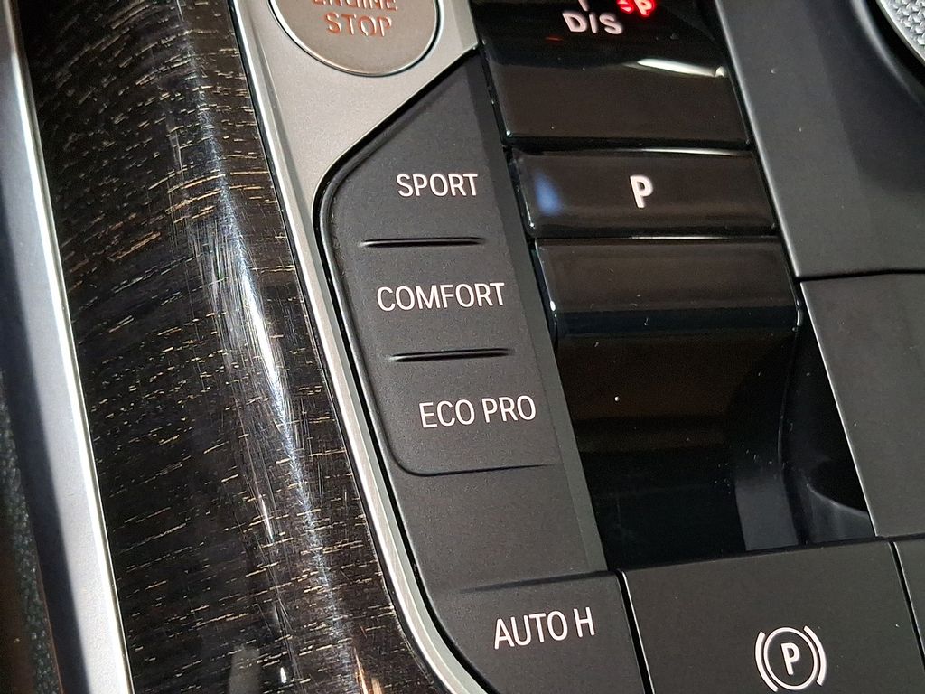 Thumbnail: 2023 BMW 3 Series - 24