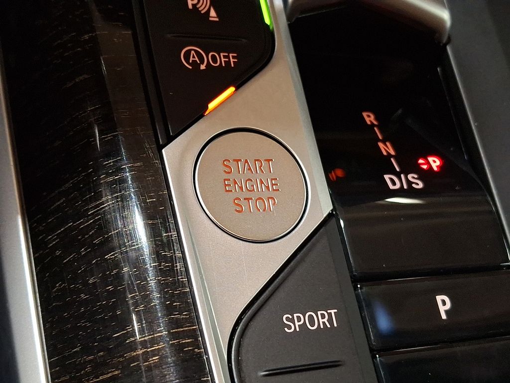 Thumbnail: 2023 BMW 3 Series - 23