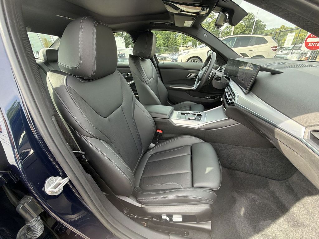 Thumbnail: 2023 BMW 3 Series - 29