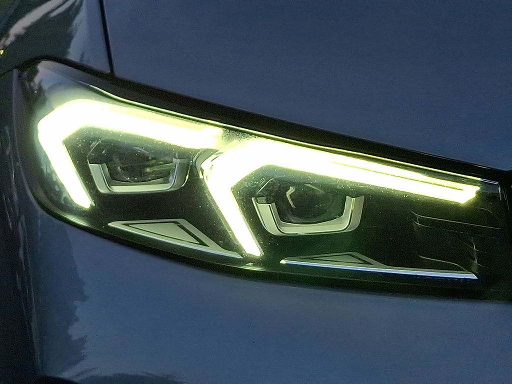 Thumbnail: 2023 BMW 3 Series - 27