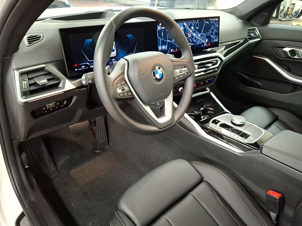 Thumbnail: 2023 BMW 3 Series - 2