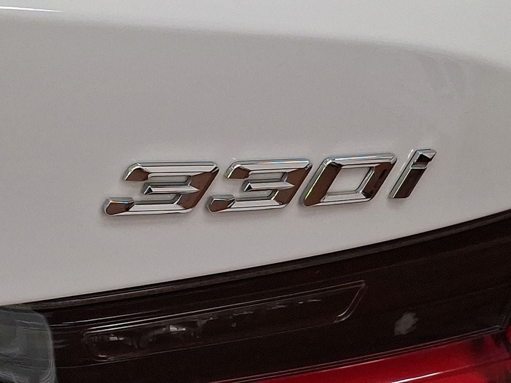 Thumbnail: 2023 BMW 3 Series - 28