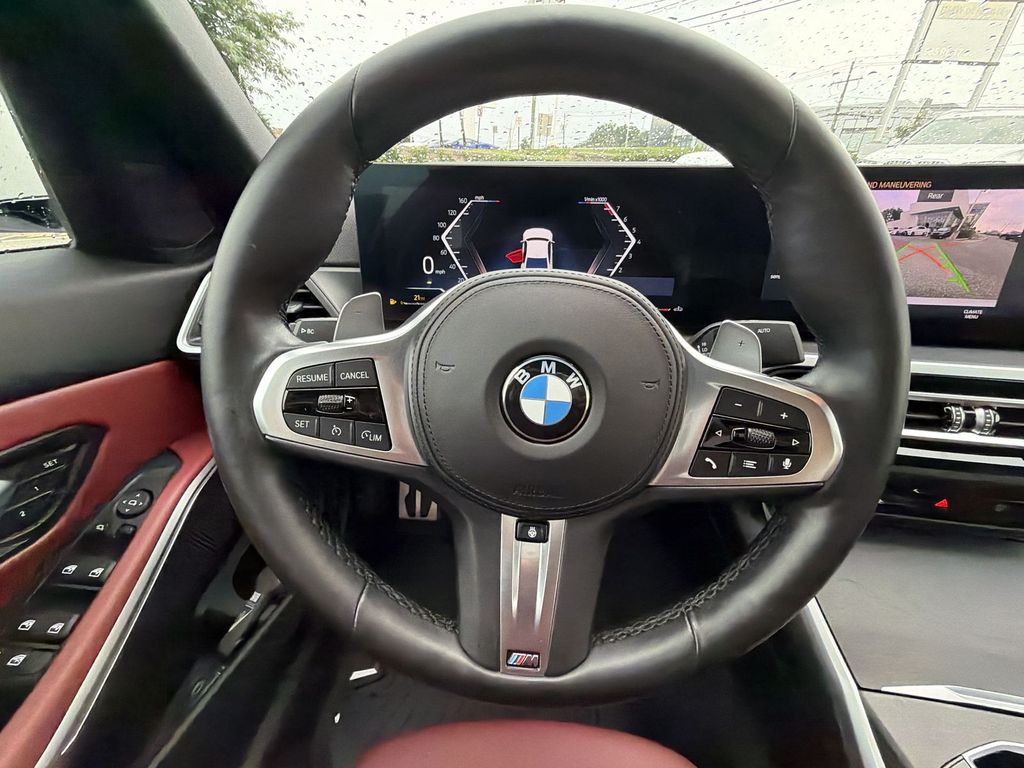 Thumbnail: 2023 BMW 3 Series - 10