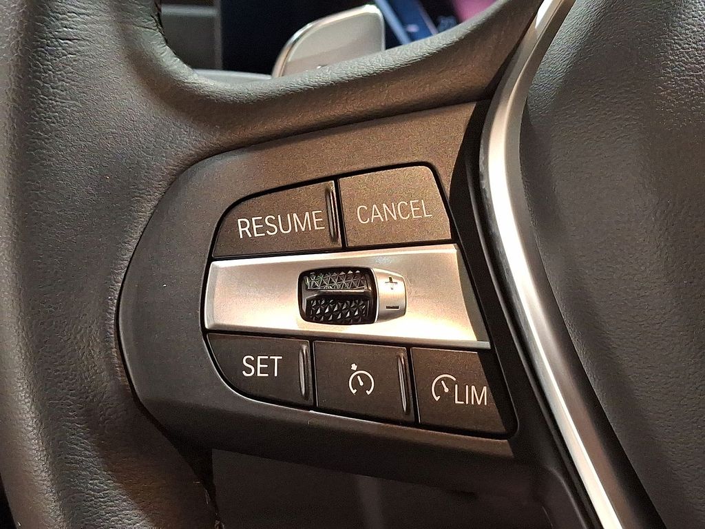 Thumbnail: 2024 BMW 3 Series - 17