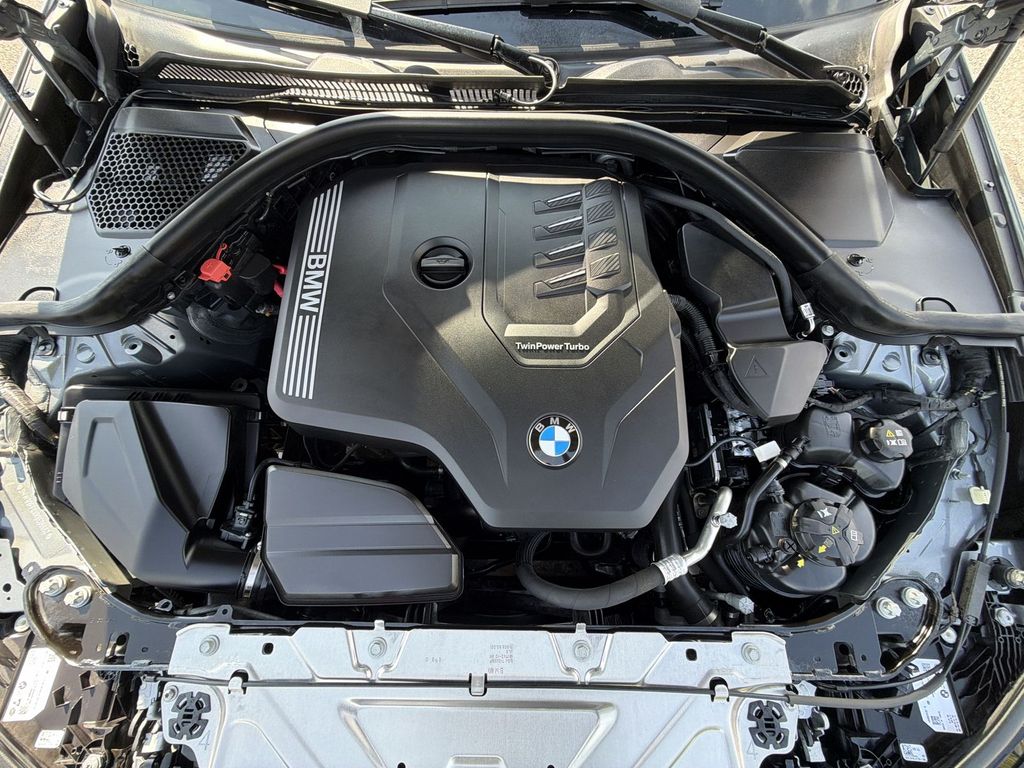 Thumbnail: 2024 BMW 3 Series - 9