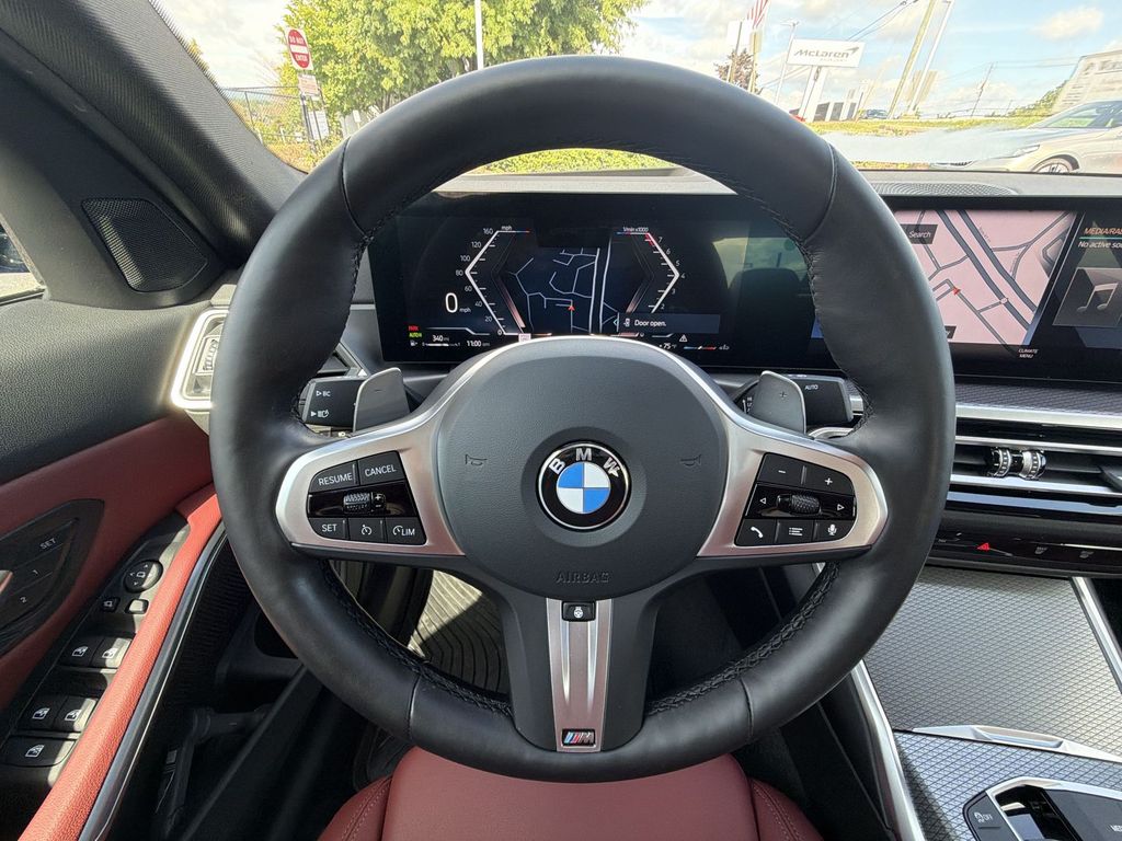 Thumbnail: 2024 BMW 3 Series - 10