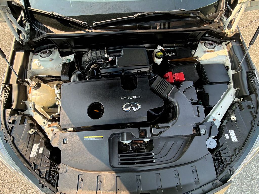Thumbnail: 2021 INFINITI QX50 - 9