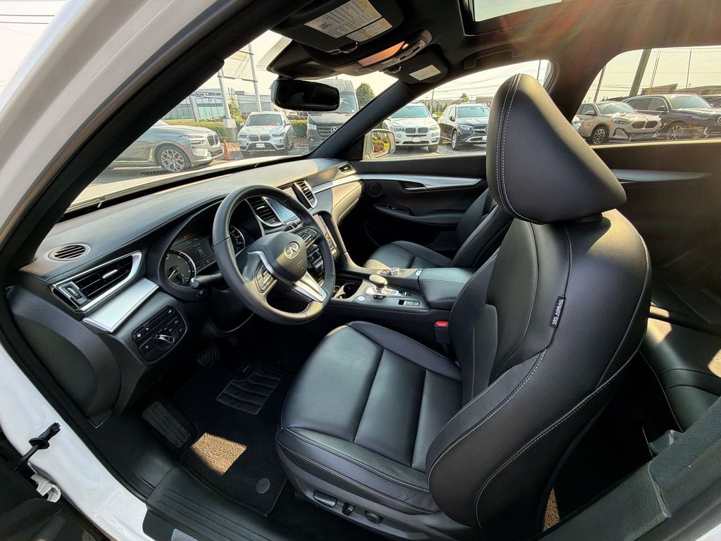 Thumbnail: 2021 INFINITI QX50 - 11