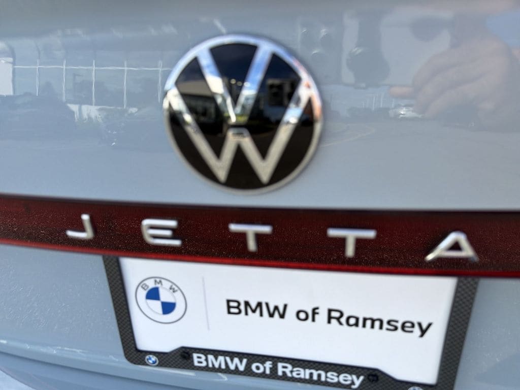 Thumbnail: 2025 Volkswagen Jetta - 7