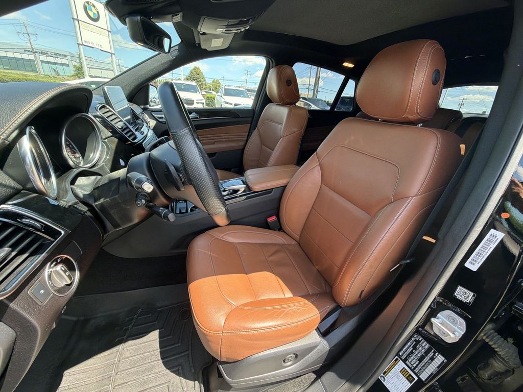 Thumbnail: 2016 Mercedes-Benz GLE - 12