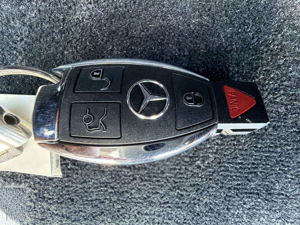 Thumbnail: 2016 Mercedes-Benz GLE - 17