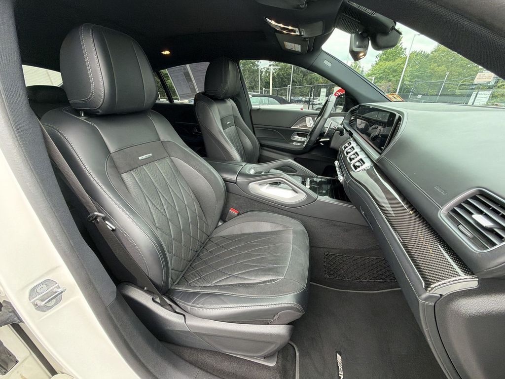 Thumbnail: 2021 Mercedes-Benz GLE - 28