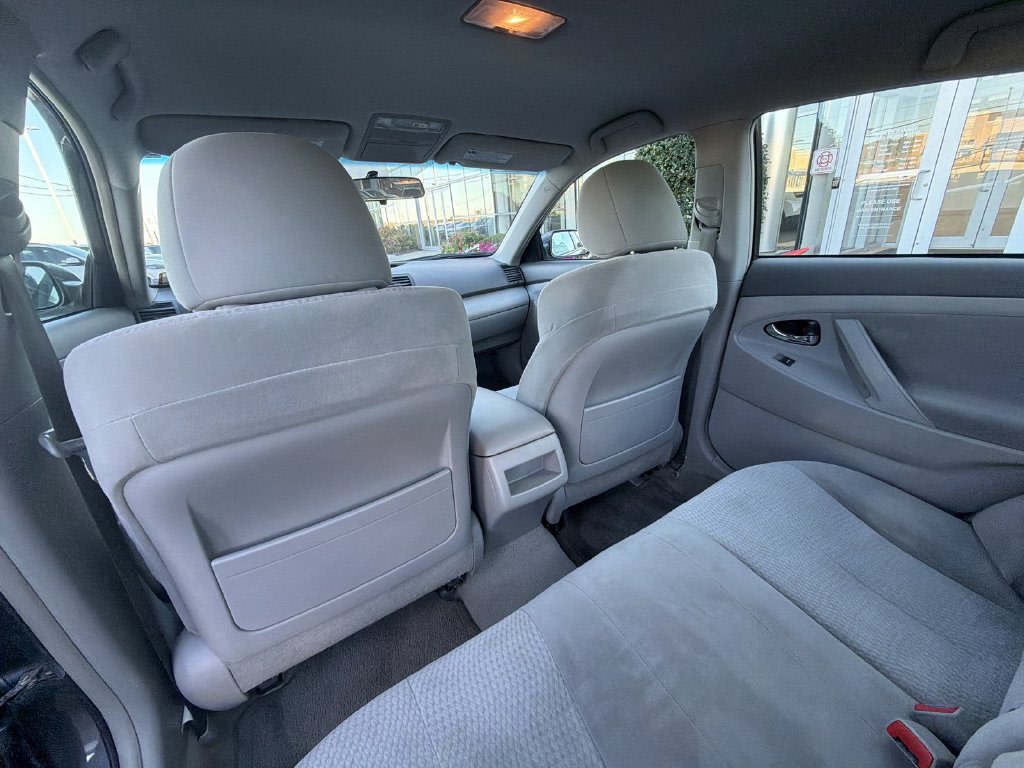 Thumbnail: 2011 Toyota Camry - 12