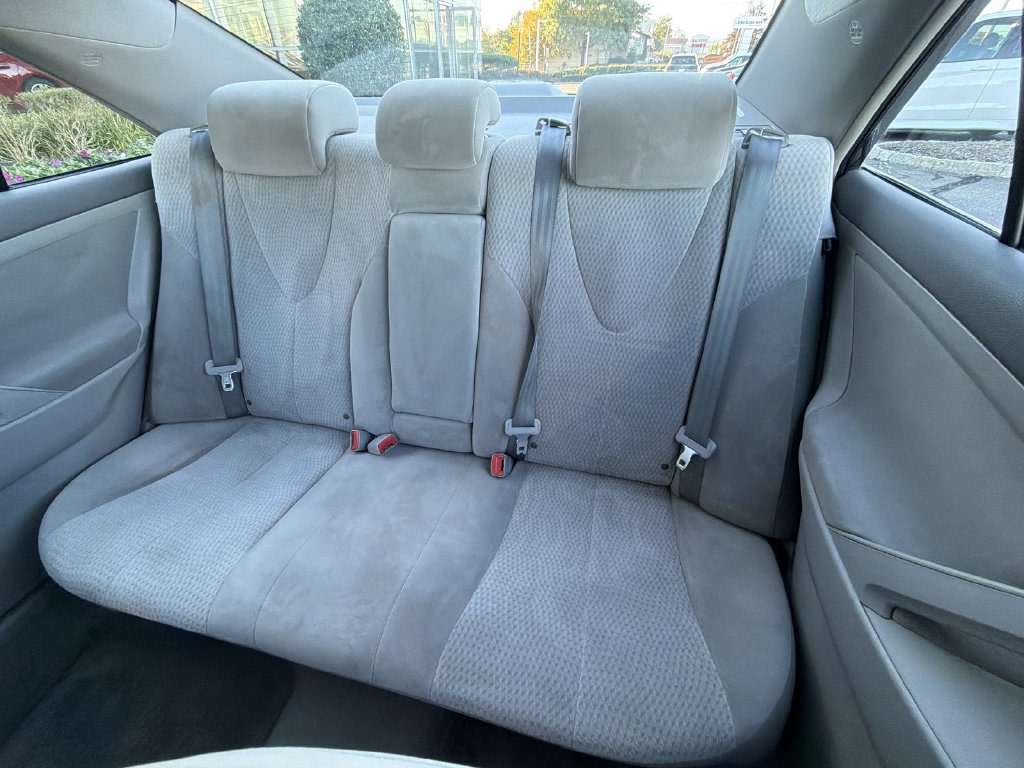 Thumbnail: 2011 Toyota Camry - 28