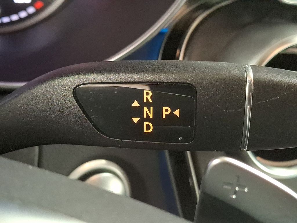 Thumbnail: 2017 Mercedes-Benz C-Class - 17