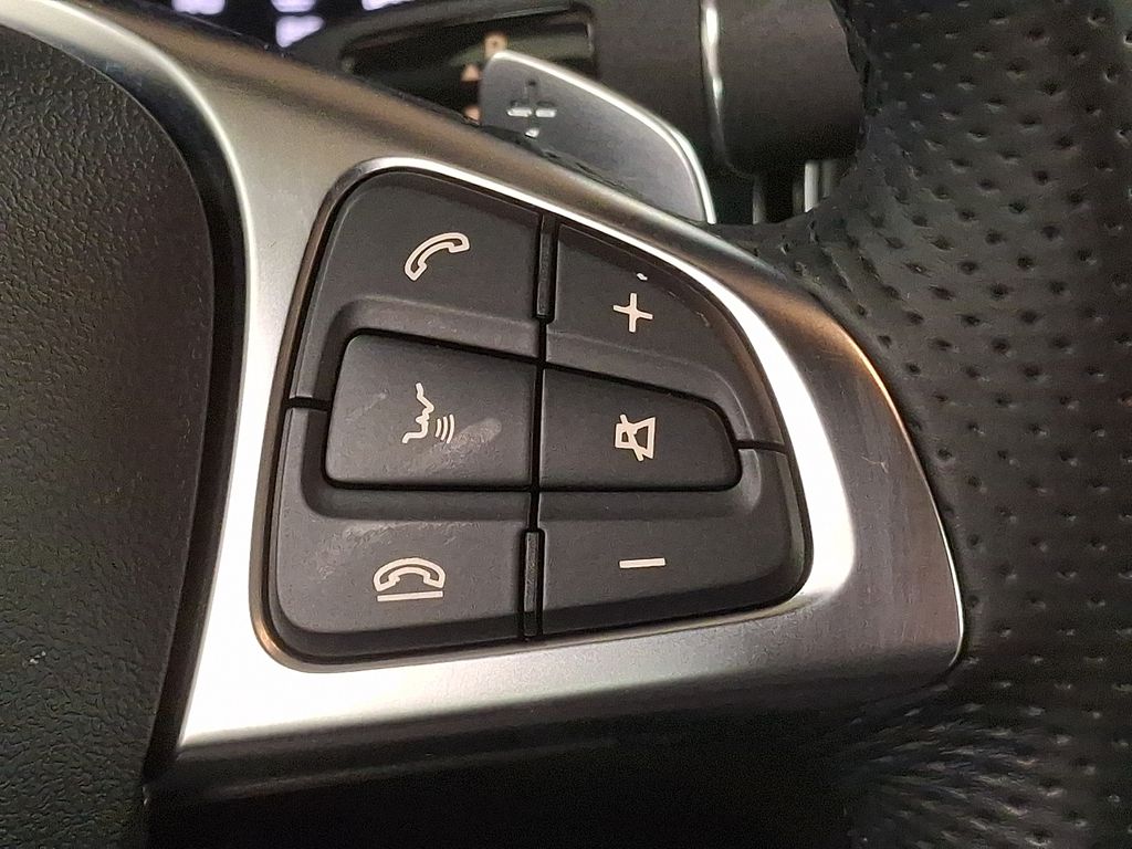 Thumbnail: 2017 Mercedes-Benz C-Class - 20