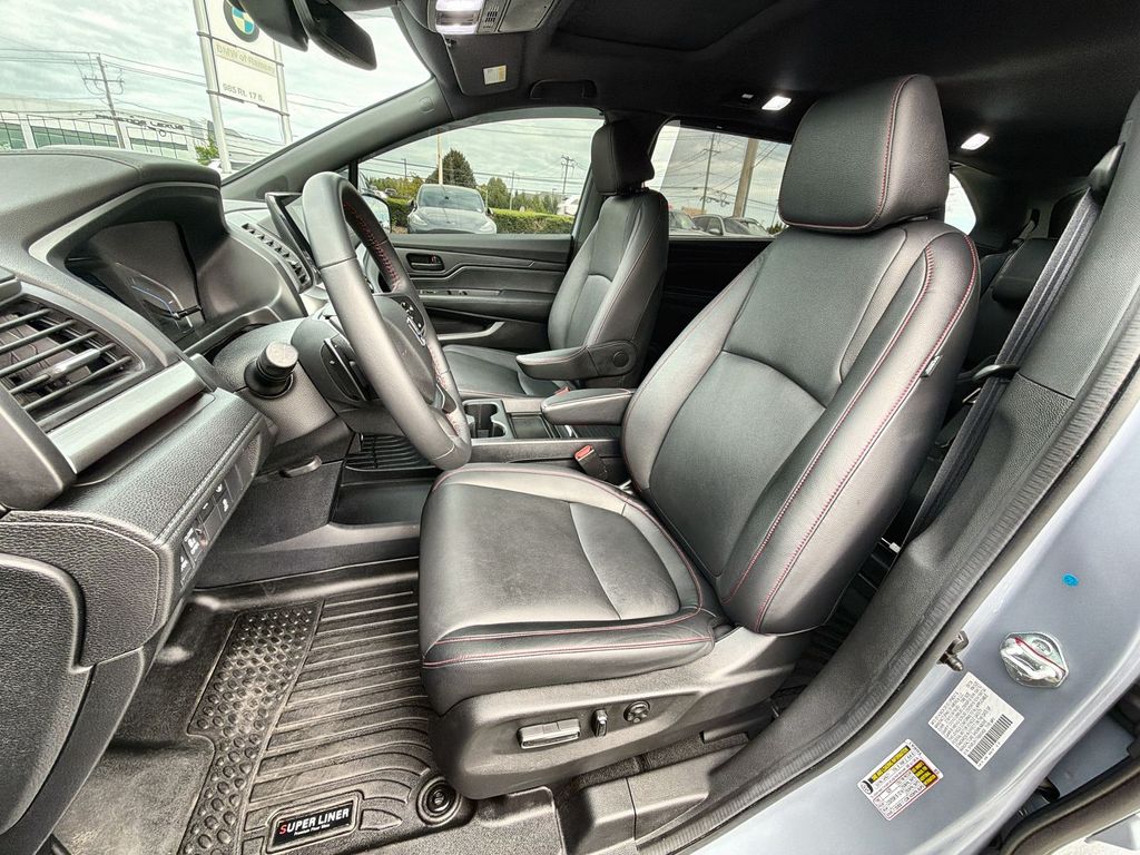 Thumbnail: 2024 Honda Odyssey - 12